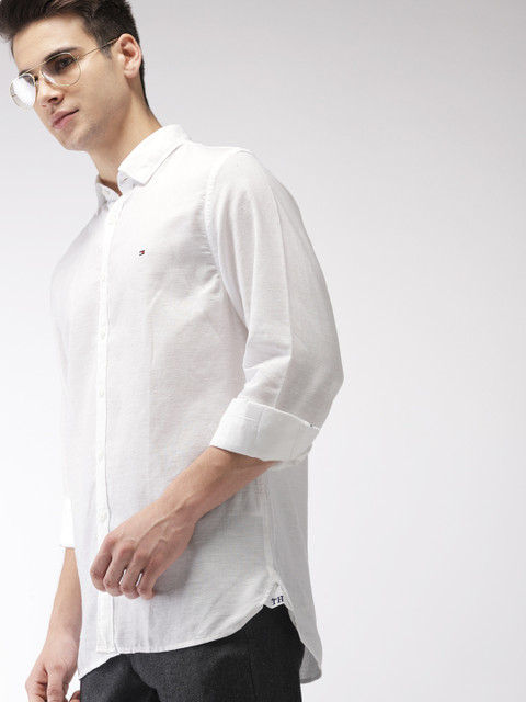

Tommy Hilfiger Men White Regular Fit Solid Casual Shirt