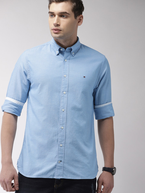 

Tommy Hilfiger Men Blue Regular Fit Solid Casual Shirt