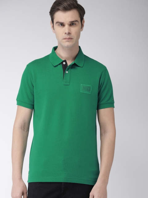 

Tommy Hilfiger Men Green Solid Regular Fit Polo Collar T-shirt