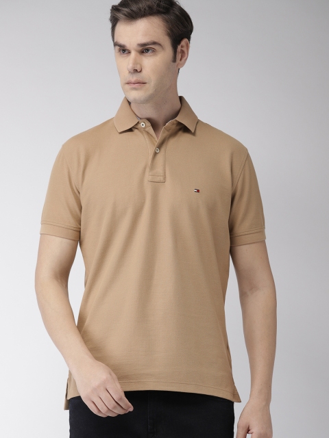 

Tommy Hilfiger Men Khaki Brown Regular Fit Solid Polo Collar T-shirt