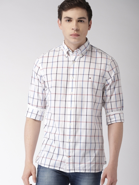 

Tommy Hilfiger Men White & Red Checked Casual Shirt