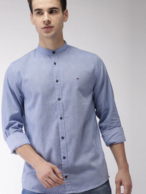 

Tommy Hilfiger Men Navy Blue & White Regular Fit Self Design Casual Shirt
