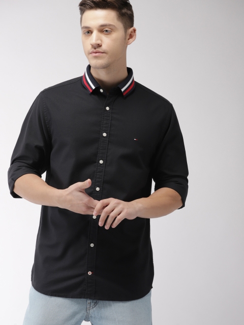 

Tommy Hilfiger Men Black Regular Fit Casual Shirt
