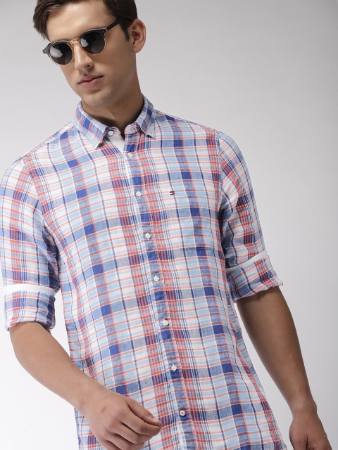

Tommy Hilfiger Men Blue & White Regular Fit Checked Casual Linen Shirt