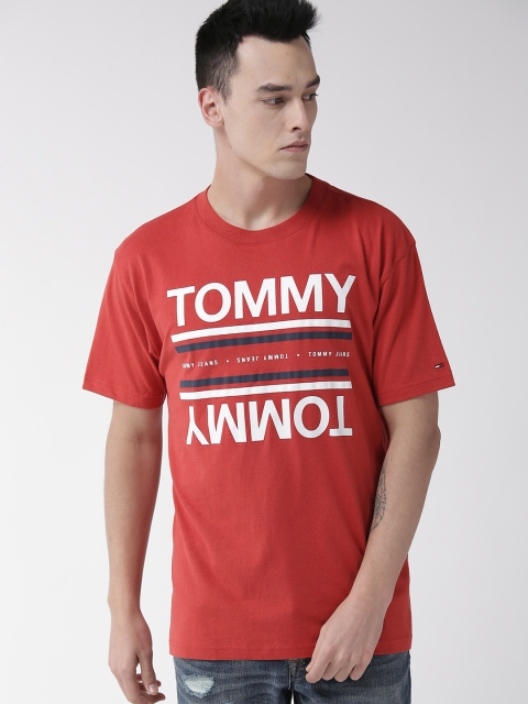 

Tommy Hilfiger Men Red Printed Round Neck T-shirt