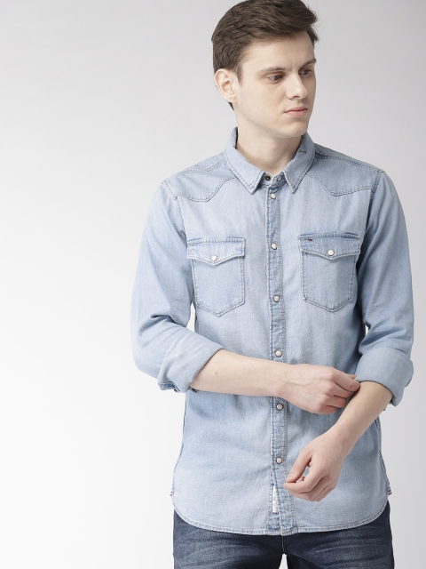 

Tommy Hilfiger Men Blue Regular Fit Faded Casual Denim Shirt