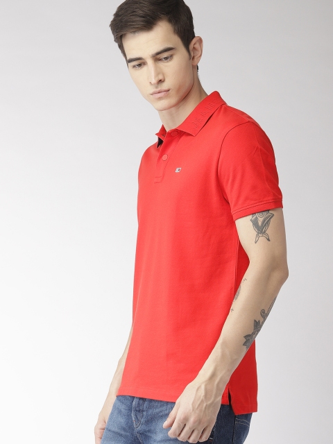 

Tommy Hilfiger Men Red Solid Polo Collar T-shirt