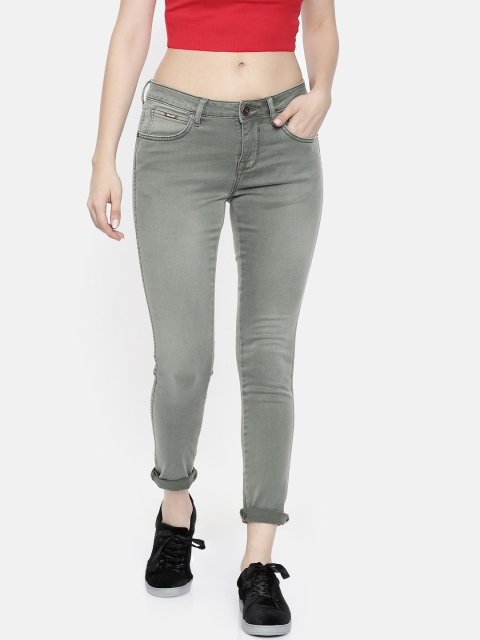 

Wrangler Women Grey Skinny Fit Mid-Rise Clean Look Stretchable Jeans