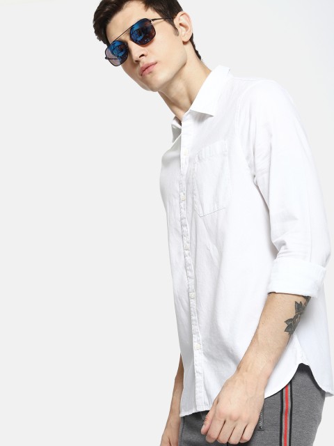 

SINGLE Men White Slim Fit Solid Casual Shirt