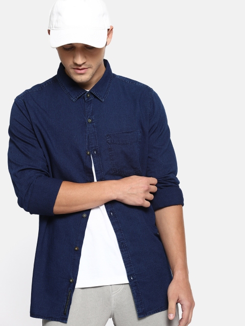 

SINGLE Men Blue Regular Fit Solid Chambray Casual Shirt