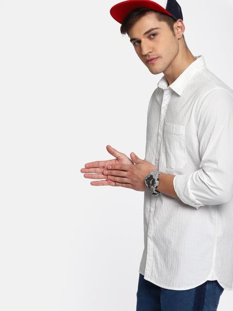 

SINGLE Men White Slim Fit Self Design Casual Shirt