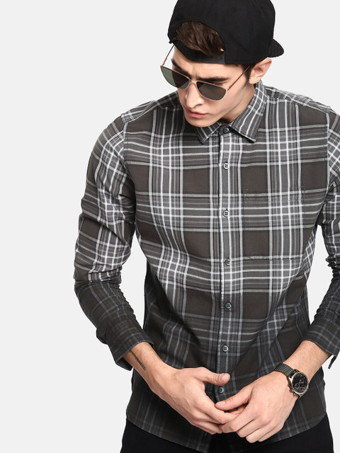 

SINGLE Men Black & Grey Slim Fit Checked Casual Shirt