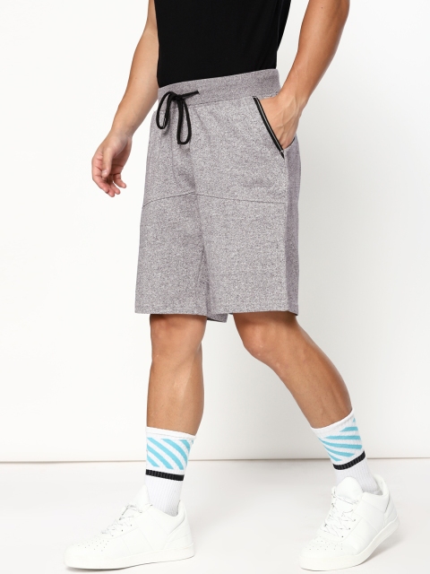 

SINGLE Men Grey Solid Slim Fit Regular Shorts