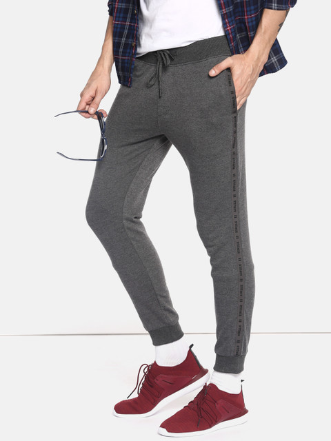 

SINGLE Men Charcoal Grey Solid Joggers