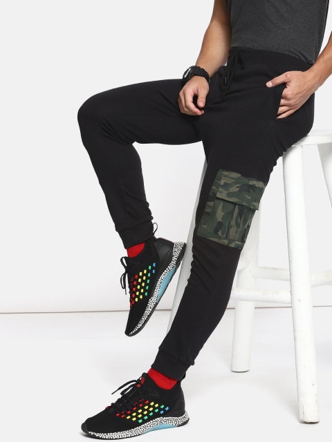 

SINGLE Men Black Regular Fit Solid Casual Joggers