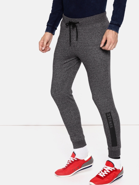 

SINGLE Men Black Solid Slim Fit Joggers