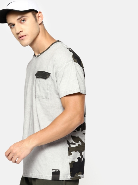 

SINGLE Men Grey & Olive Green Camouflage Printed Round Neck T-shirt