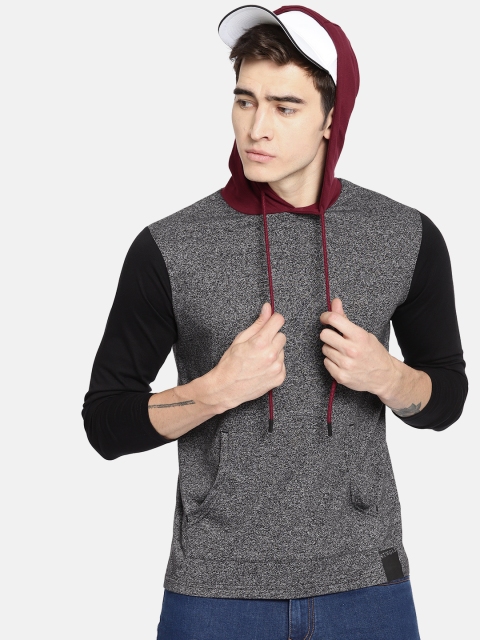 

SINGLE Men Charcoal Grey Solid Slim Fit Hooded Sweatshirt