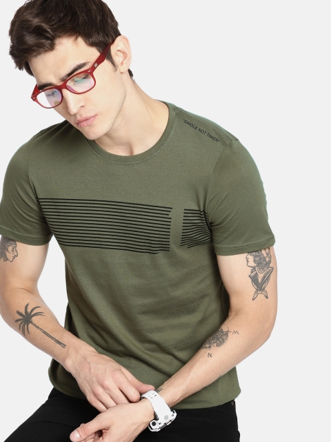 

SINGLE Men Olive Green Solid Round Neck T-shirt