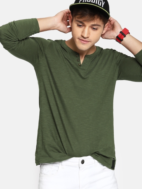 

SINGLE Men Olive Green Solid Henley Neck T-shirt