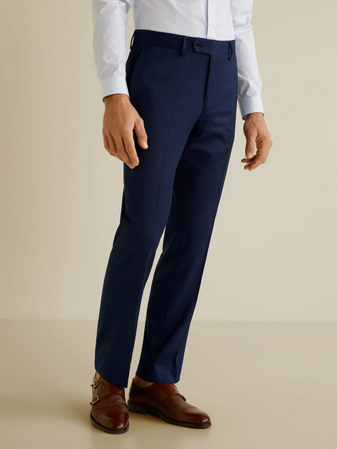 

MANGO MAN Men Navy Blue Regular Fit Solid Regular Trousers