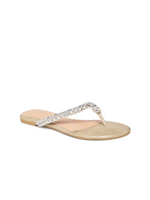 

Inc 5 Women Silver-Toned & Beige Woven Design Open Toe Flats