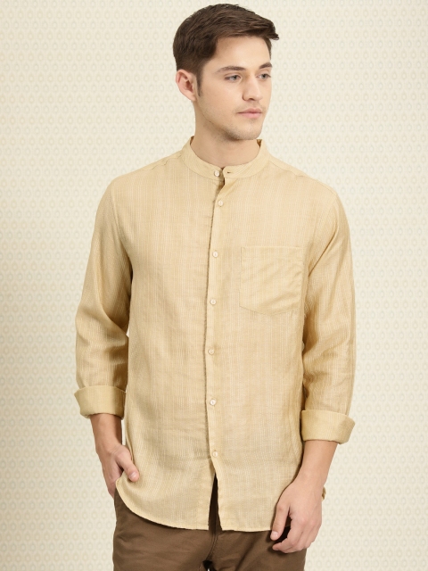 

House of Pataudi Men Beige Regular Fit Self Design Casual Shirt