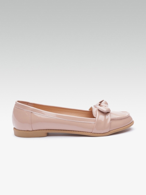 

DOROTHY PERKINS Women Peach-Coloured Solid Ballerinas