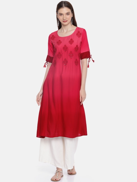 

Span Women Peach-Coloured & Red Dyed Embroidered A-Line Kurta