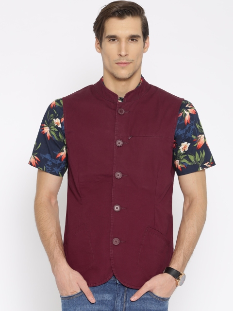 

United Colors of Benetton Maroon Sleeveless Jacket