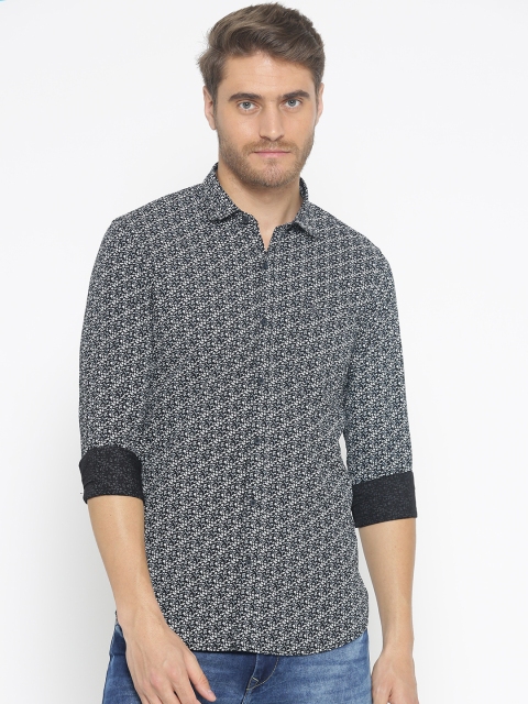 

Duke Stardust Men Navy Blue & White Regular Fit Printed Casual Shirt