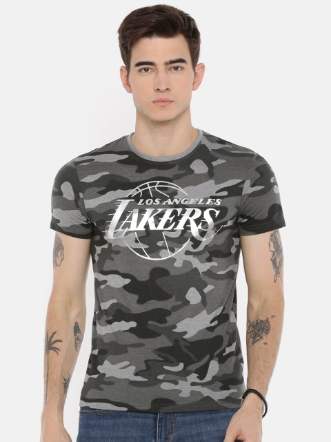 

NBA Men Grey & Olive Green Printed Camouflage LA Lakers T-shirt