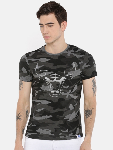 

NBA Men Grey & Black Printed Round Neck T-shirt