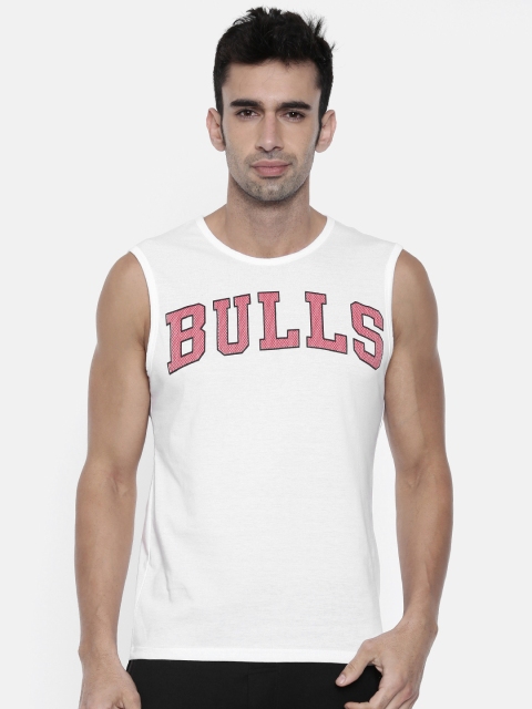 

NBA Men White Printed Round Neck Chicago Bulls T-shirt