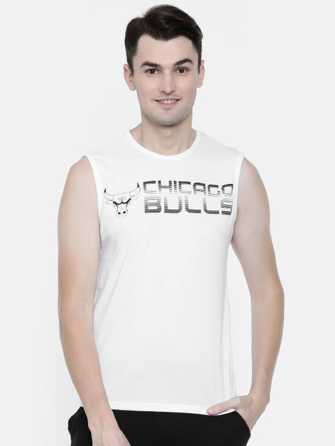 

NBA Men White Printed Round Neck Chicago Bulls T-shirt