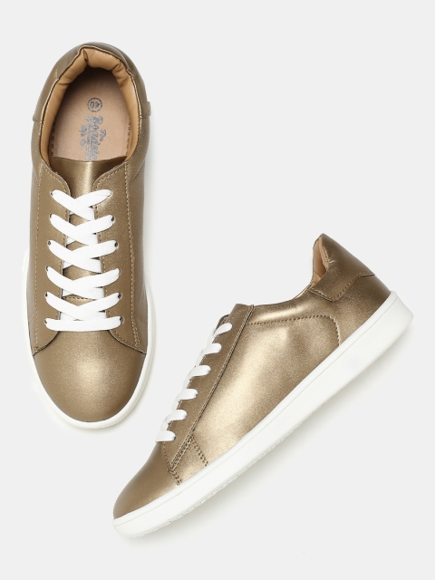 

Roadster Women Bronze-Toned Sneakers