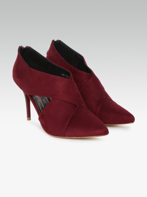

CORSICA Women Burgundy Solid Pumps