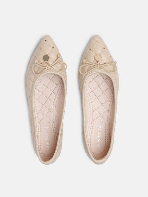 

DressBerry Women Beige Textured Ballerinas