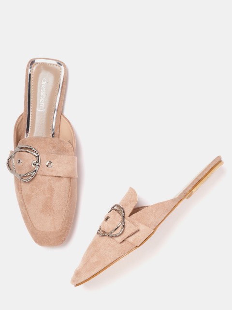 

DressBerry Women Beige Solid Mules