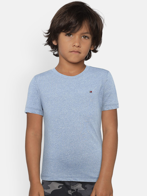 

Tommy Hilfiger Boys Blue Solid T-shirt