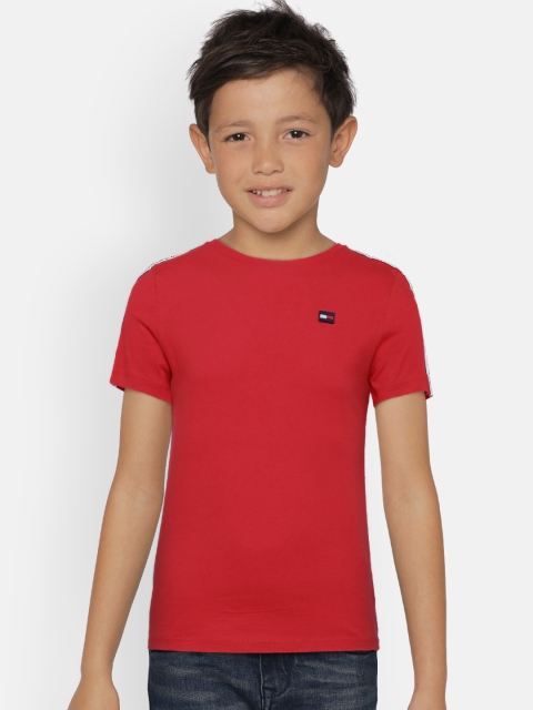 

Tommy Hilfiger Boys Red Solid T-shirt