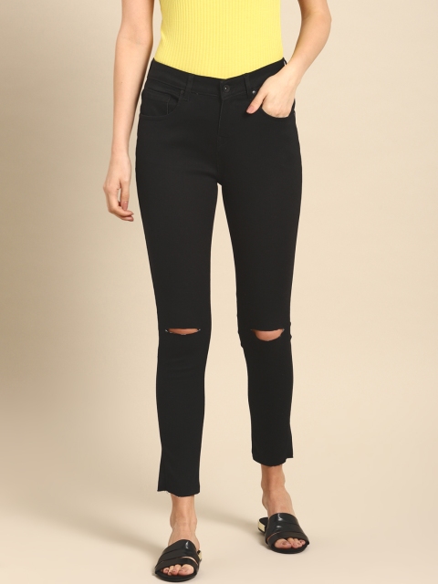 

ether Women Black Skinny Fit Mid-Rise Slash Knee Cropped Stretchable Jeans