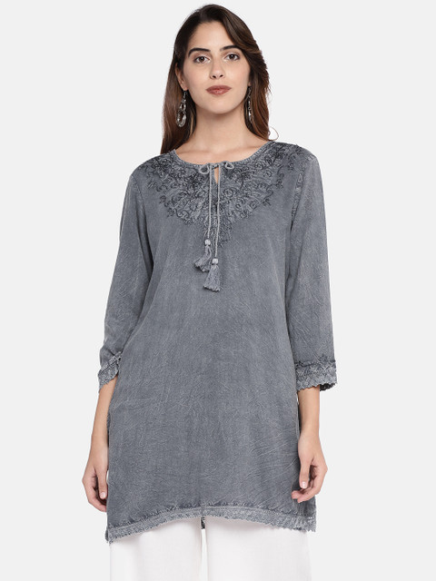 

Ethnicity Women Grey Solid Kurti