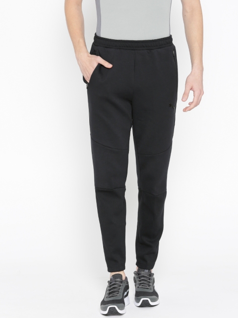 

Puma Men Black Solid Evostripe Move Track Pants