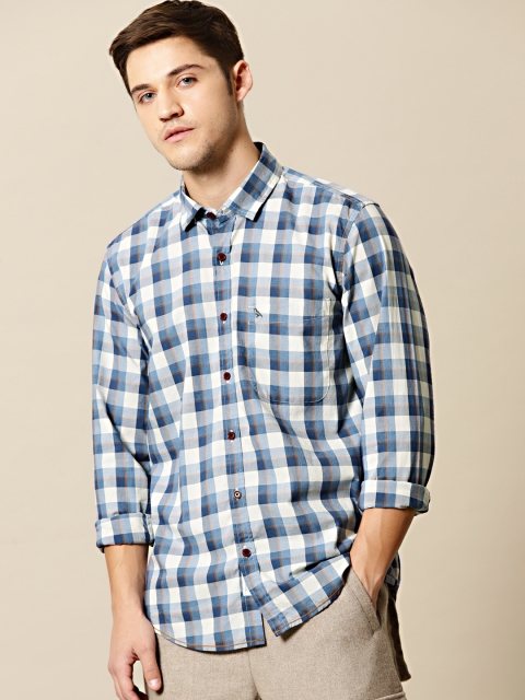 

Mr Bowerbird Men Blue & Off-White Tailored Fit Checked Casual Shirt