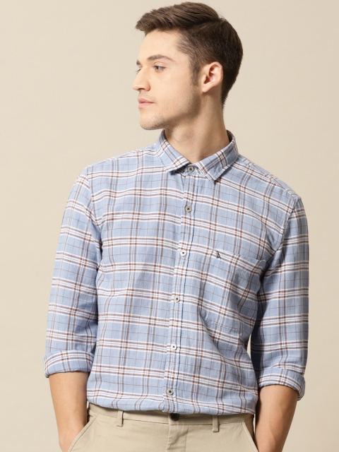 

Mr Bowerbird Men Blue & Brown Tailored Fit Checked Casual Shirt