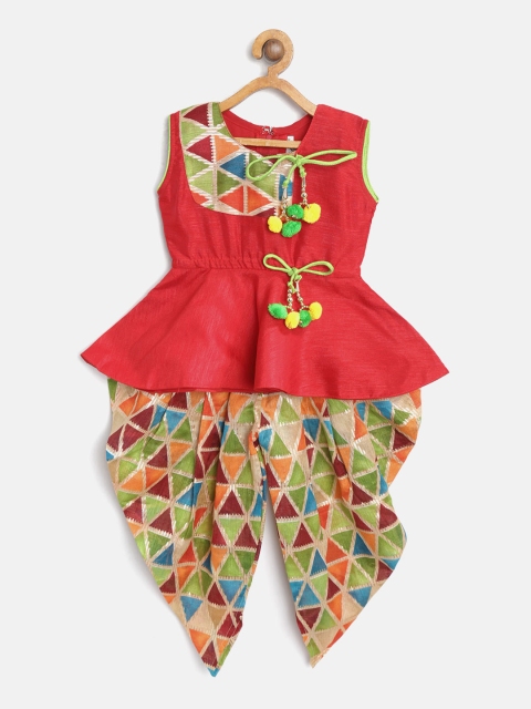 

BownBee Girls Red & Green Yoke Design Kurta with Dhoti Pants