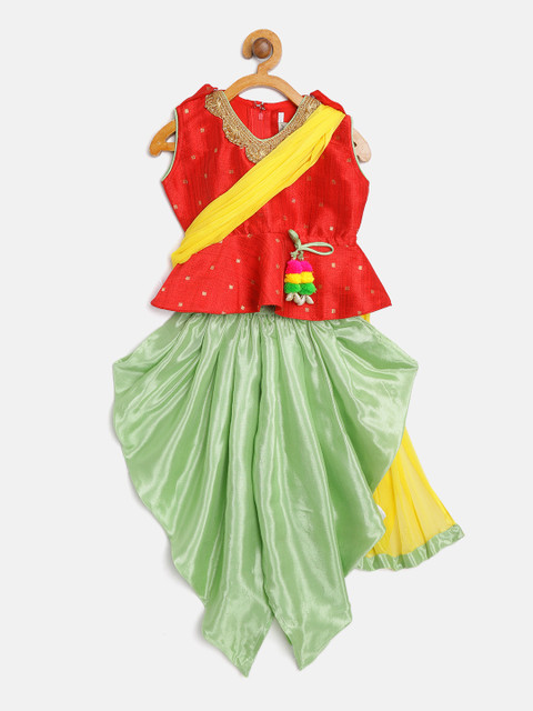 

BownBee Girls Red & Green Self Design Kurti with Dhoti Pants & Dupatta