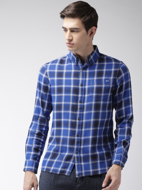 

GAS Men Blue & White Slim Fit Checked Casual Shirt
