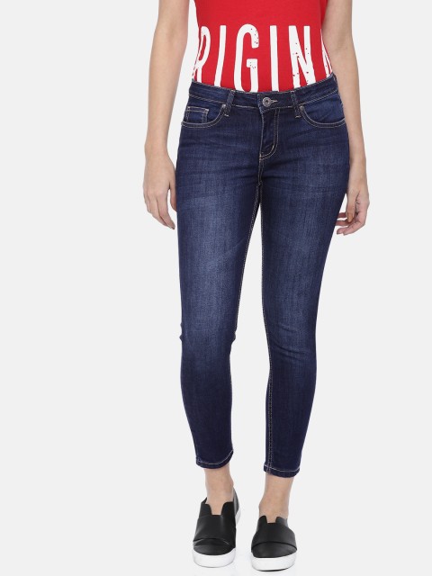 

People Women Blue Skinny Fit Mid-Rise Clean Look Stretchable Cropped Jeans